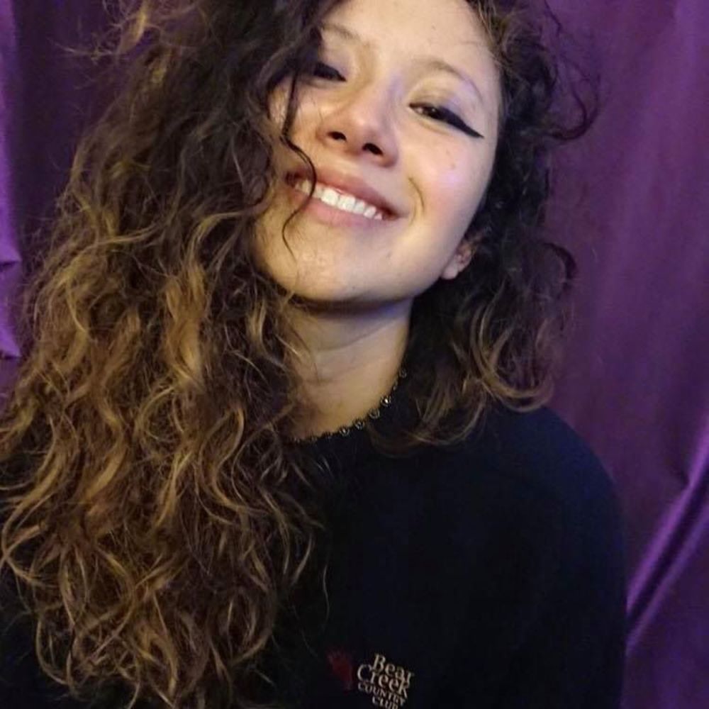 Meet your Posher, Dani